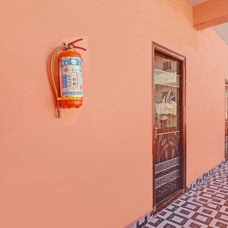 Hotel Oyo Flagship 81051 Sri Sai Manikanta Hajdarabad Zewnętrze zdjęcie