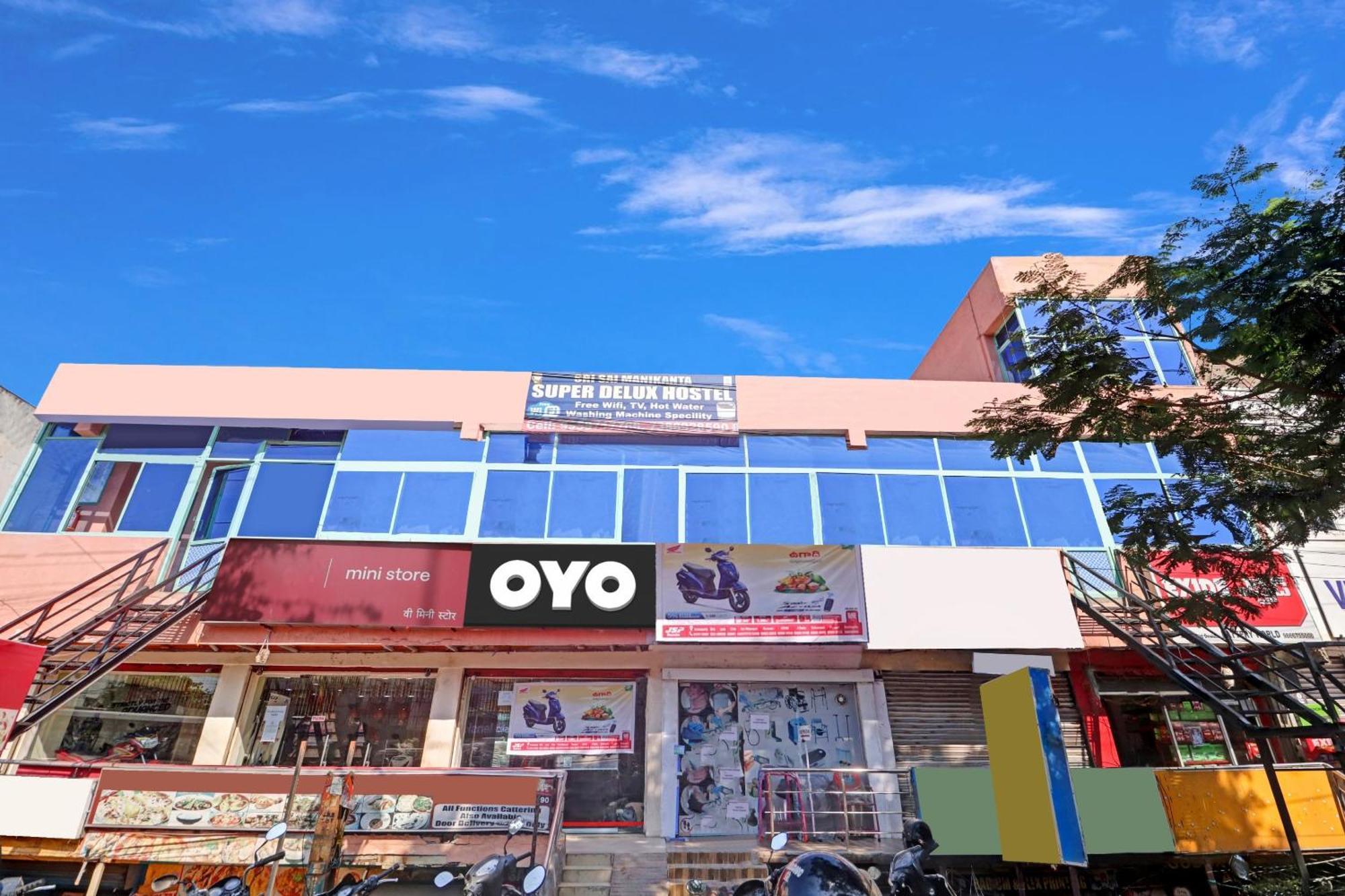Hotel Oyo Flagship 81051 Sri Sai Manikanta Hajdarabad Zewnętrze zdjęcie